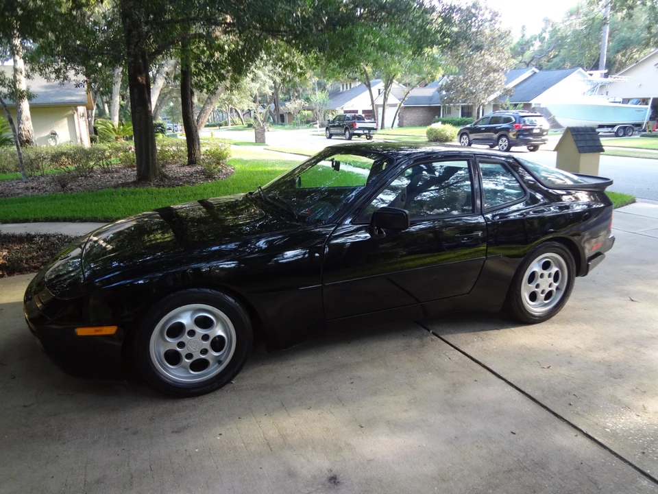 1987 Porsche 944 Turbo - Image 2 of 31