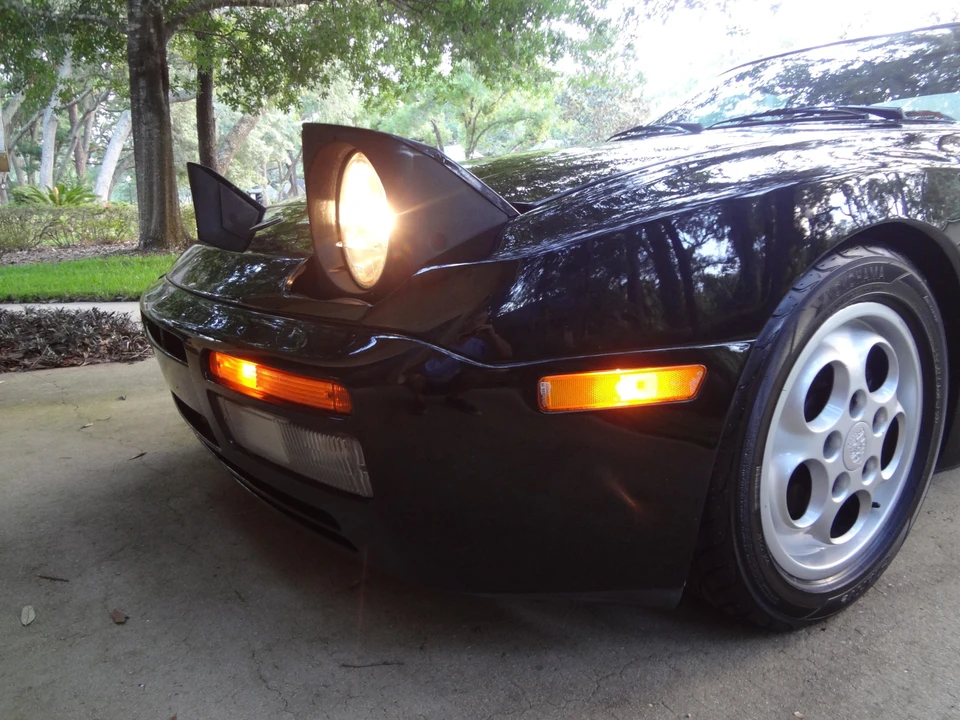 1987 Porsche 944 Turbo - Image 20 of 31