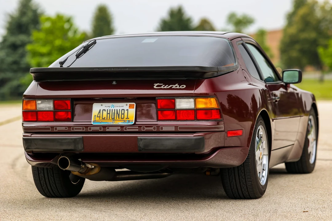 1988 Porsche 944 Turbo - Image 29 of 31