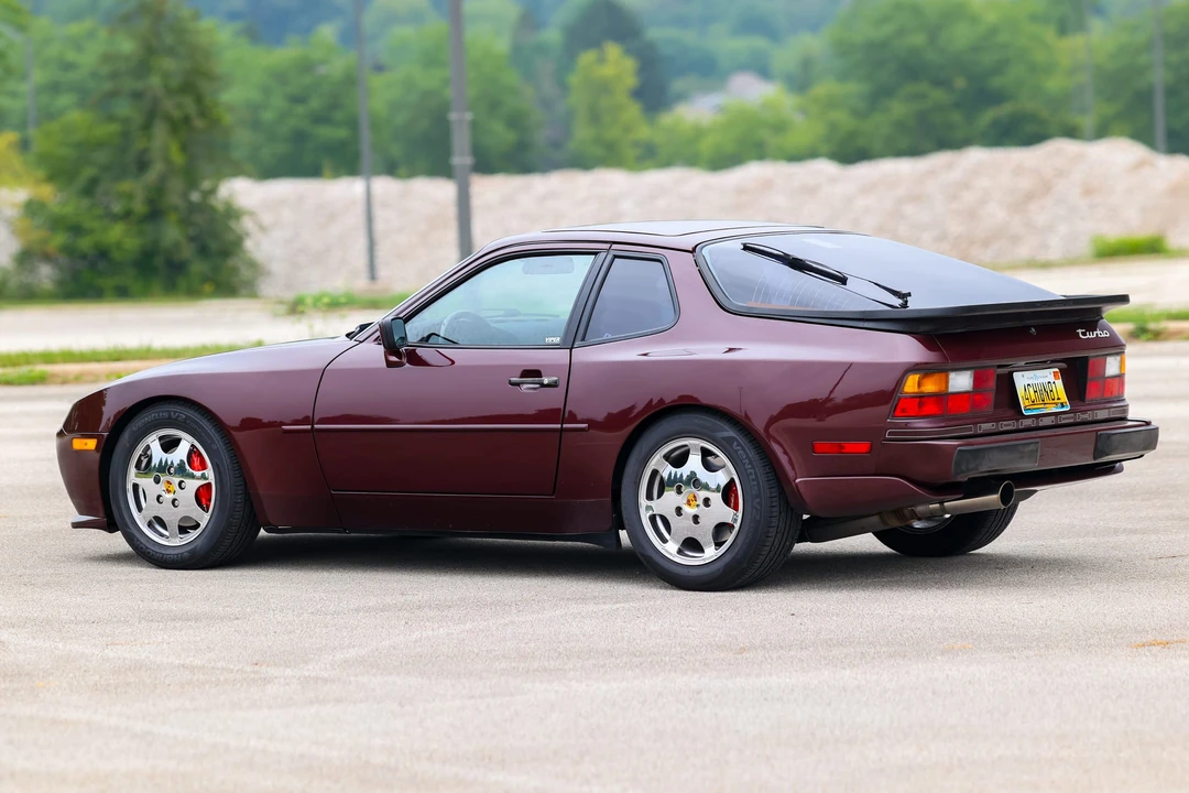 1988 Porsche 944 Turbo - Image 14 of 31