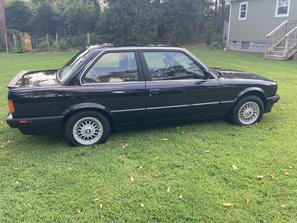 1990 BMW E30 3 Series - Image 14 of 31