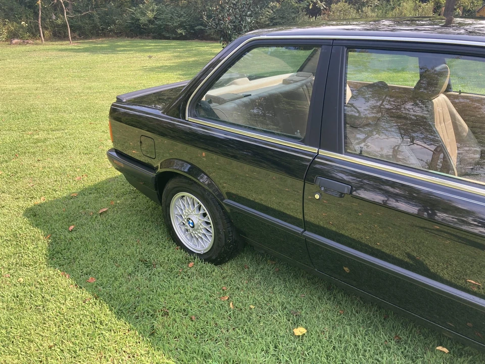 1990 BMW E30 3 Series - Image 16 of 31