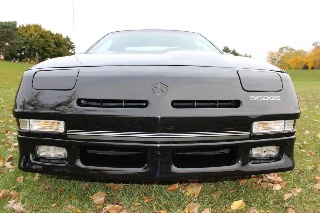 1990 Dodge Daytona - Image 15 of 31