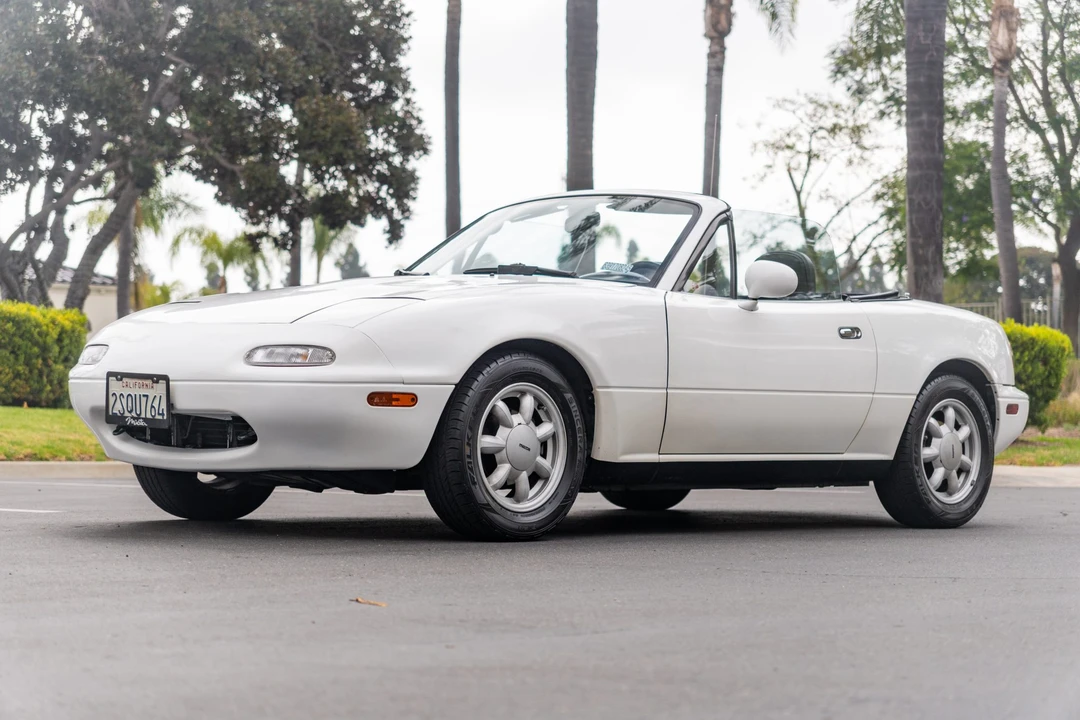 1990 Mazda NA MX-5 Miata - Image 11 of 31