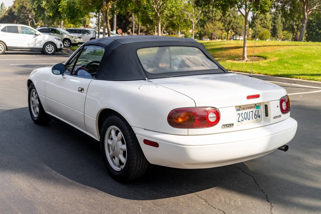 1990 Mazda NA MX-5 Miata - Image 14 of 31