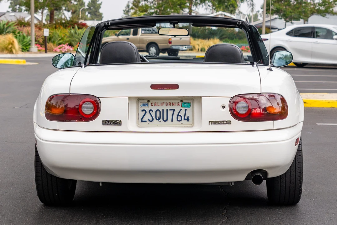 1990 Mazda NA MX-5 Miata - Image 5 of 31
