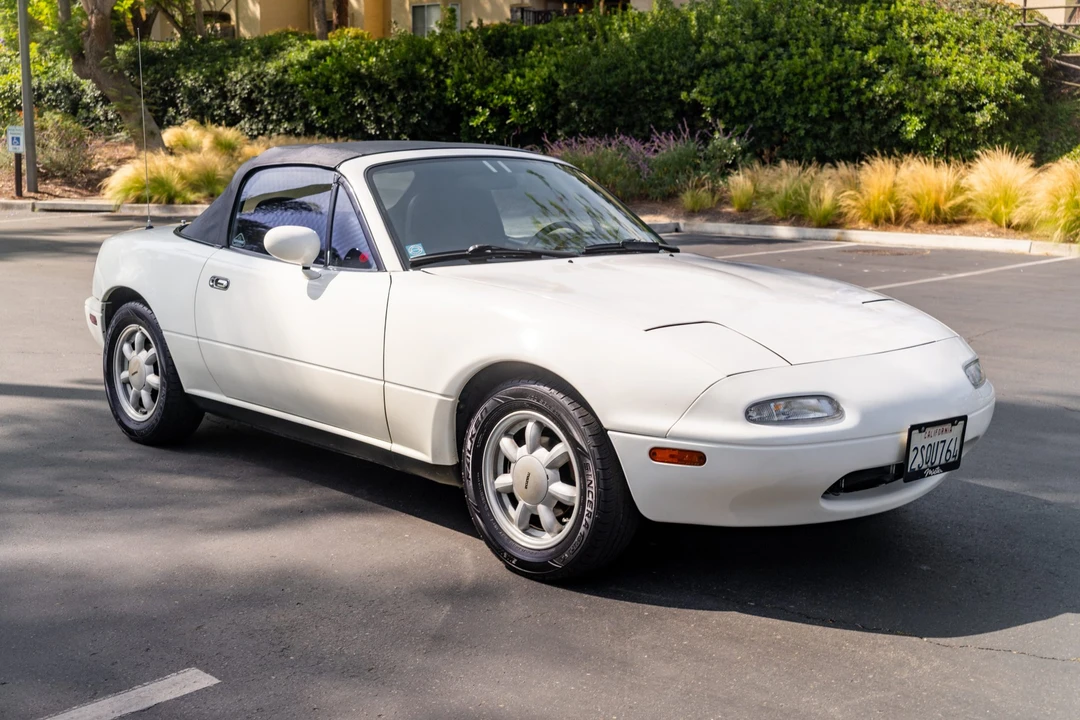 1990 Mazda NA MX-5 Miata - Image 18 of 31