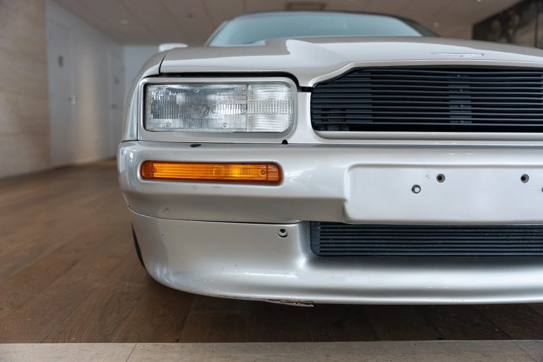 1991 Aston Martin Virage - Image 30 of 31