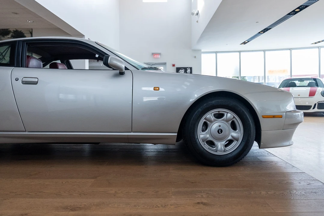 1991 Aston Martin Virage - Image 25 of 31