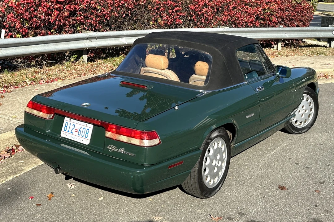 1992 Alfa Romeo Series 4 - Image 17 of 31