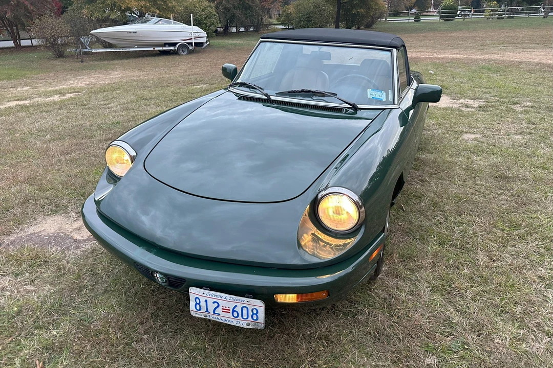 1992 Alfa Romeo Series 4 - Image 2 of 31