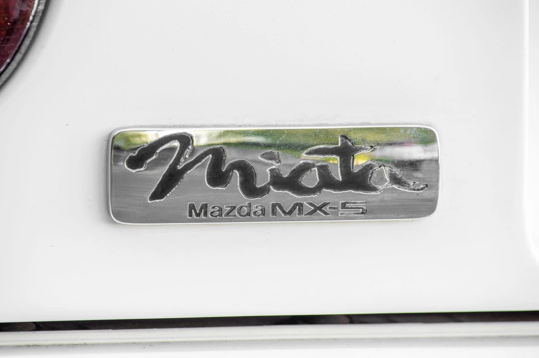 1992 Mazda NA MX-5 Miata - Image 27 of 31