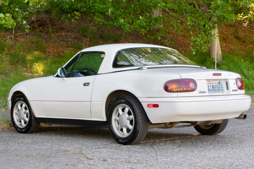 1992 Mazda NA MX-5 Miata - Image 7 of 31