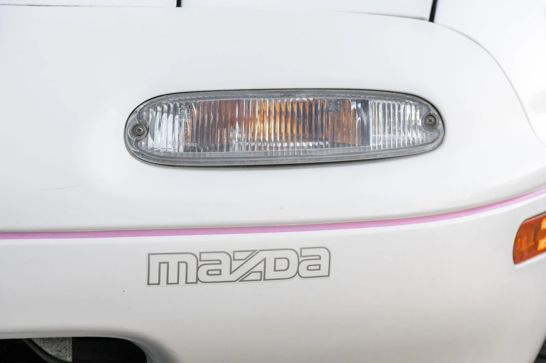 1992 Mazda NA MX-5 Miata - Image 13 of 31