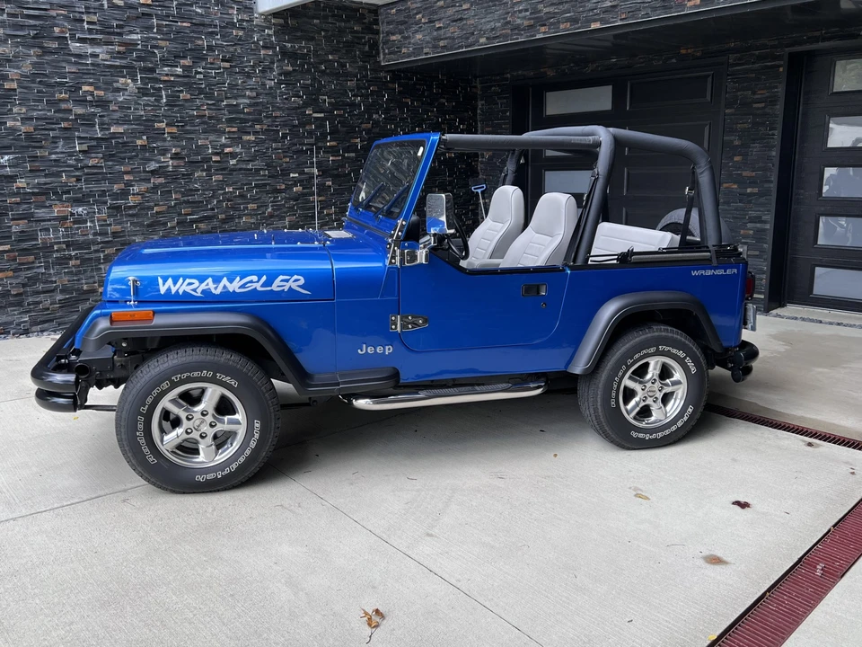 1993 Jeep YJ Wrangler - Image 3 of 31