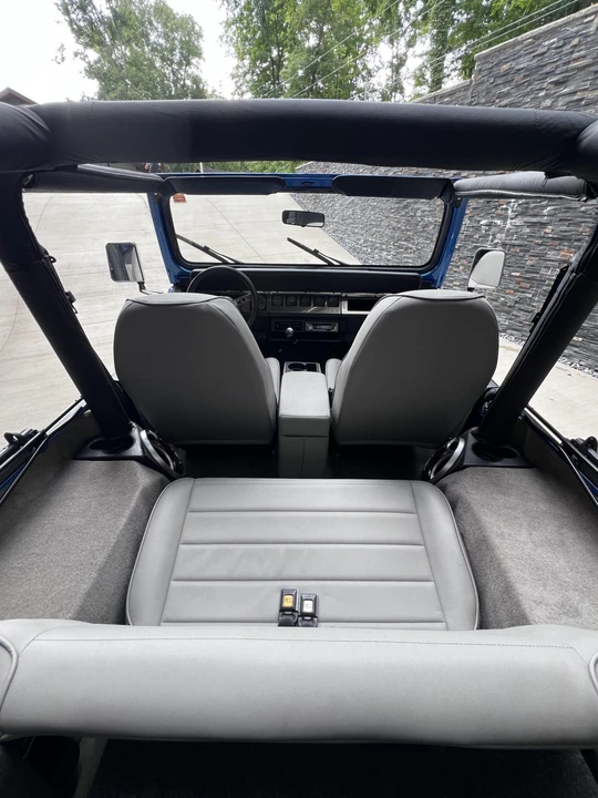 1993 Jeep YJ Wrangler - Image 22 of 31