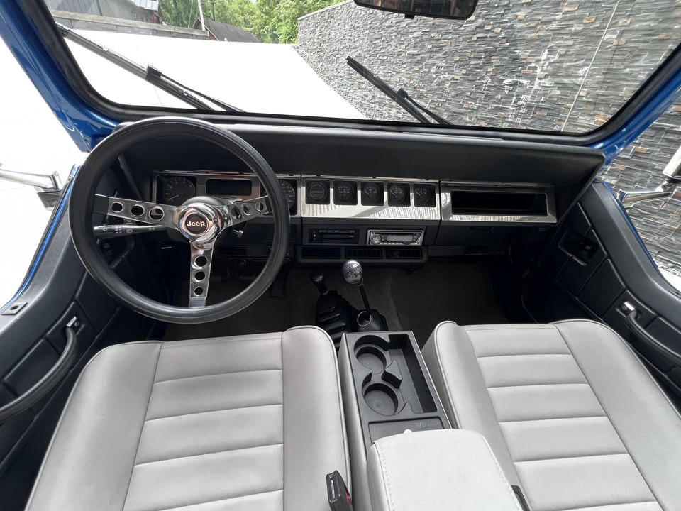 1993 Jeep YJ Wrangler - Image 13 of 31