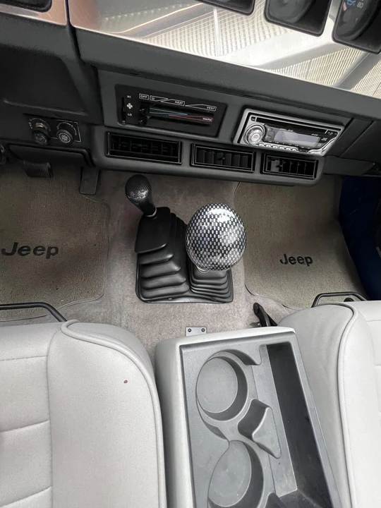 1993 Jeep YJ Wrangler - Image 18 of 31