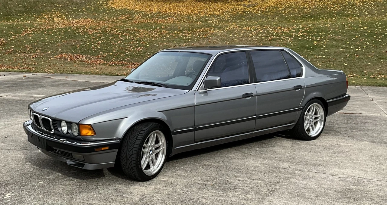 1994 BMW E32 7 Series - Image 3 of 31