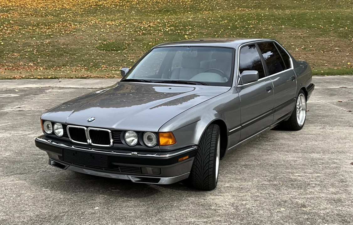 1994 BMW E32 7 Series - Image 4 of 31