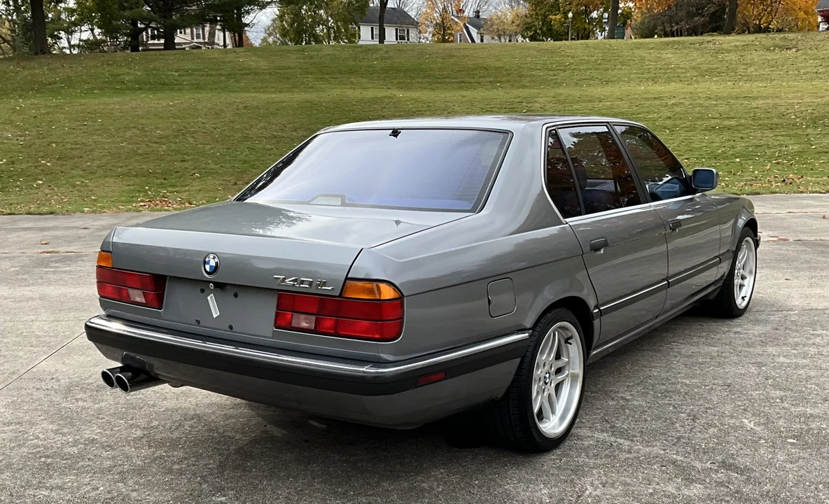 1994 BMW E32 7 Series - Image 15 of 31