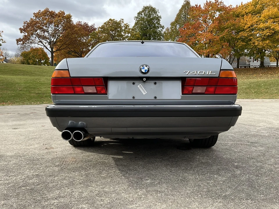 1994 BMW E32 7 Series - Image 16 of 31