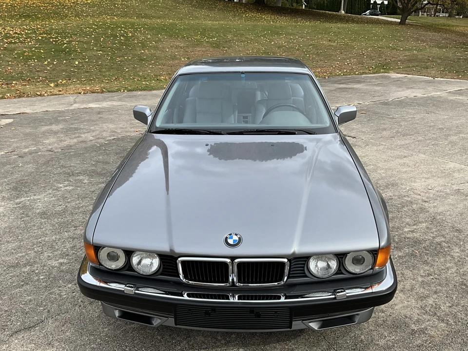 1994 BMW E32 7 Series - Image 5 of 31