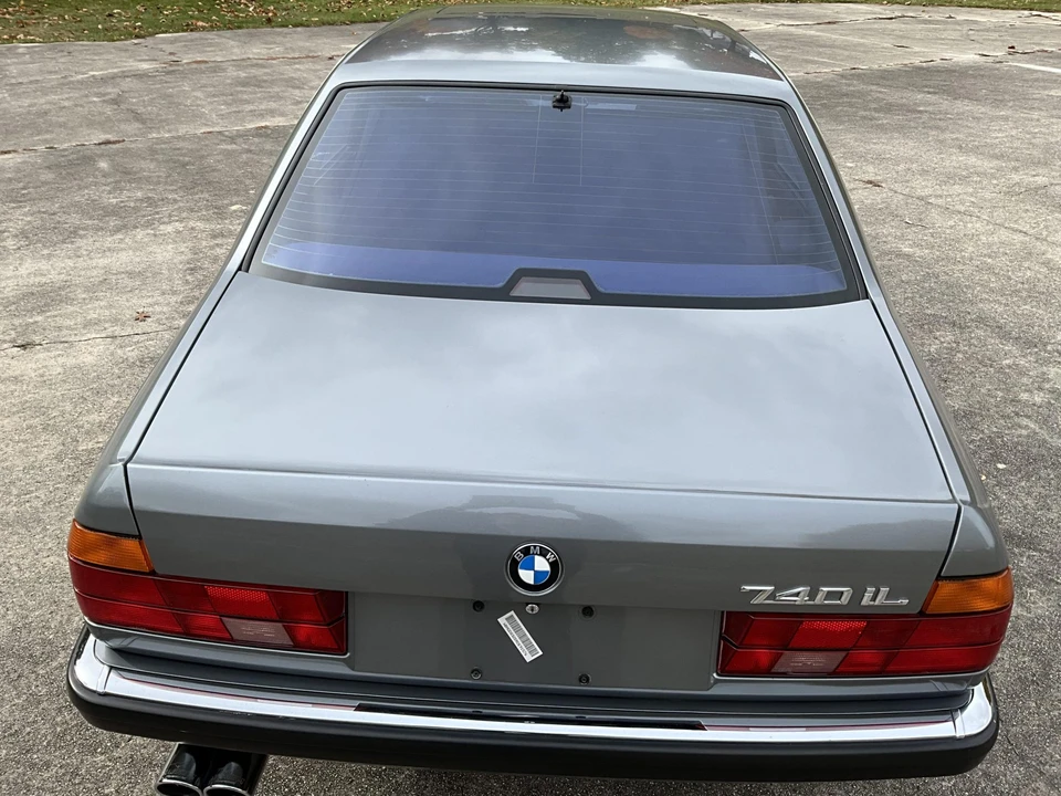1994 BMW E32 7 Series - Image 17 of 31