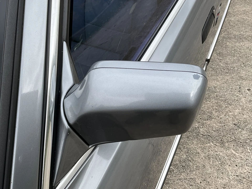 1994 BMW E32 7 Series - Image 28 of 31