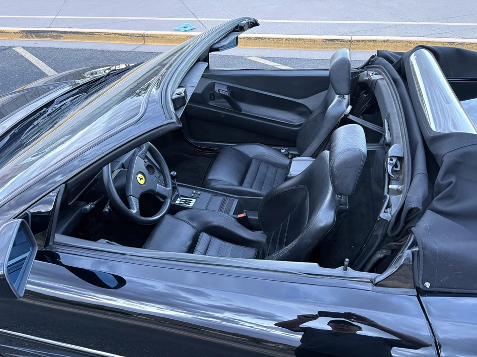 1994 Ferrari 348 Spider - Image 28 of 31