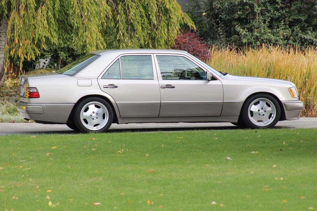 1994 Mercedes-Benz 500E & E500 - Image 9 of 31