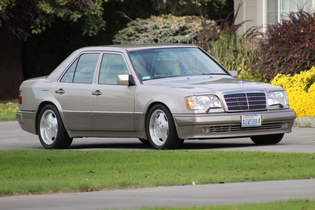 1994 Mercedes-Benz 500E & E500 - Image 10 of 31