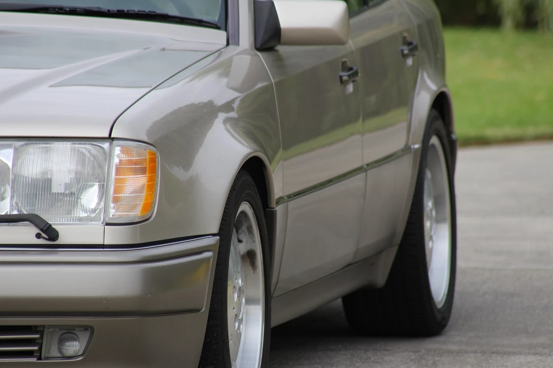 1994 Mercedes-Benz 500E & E500 - Image 18 of 31