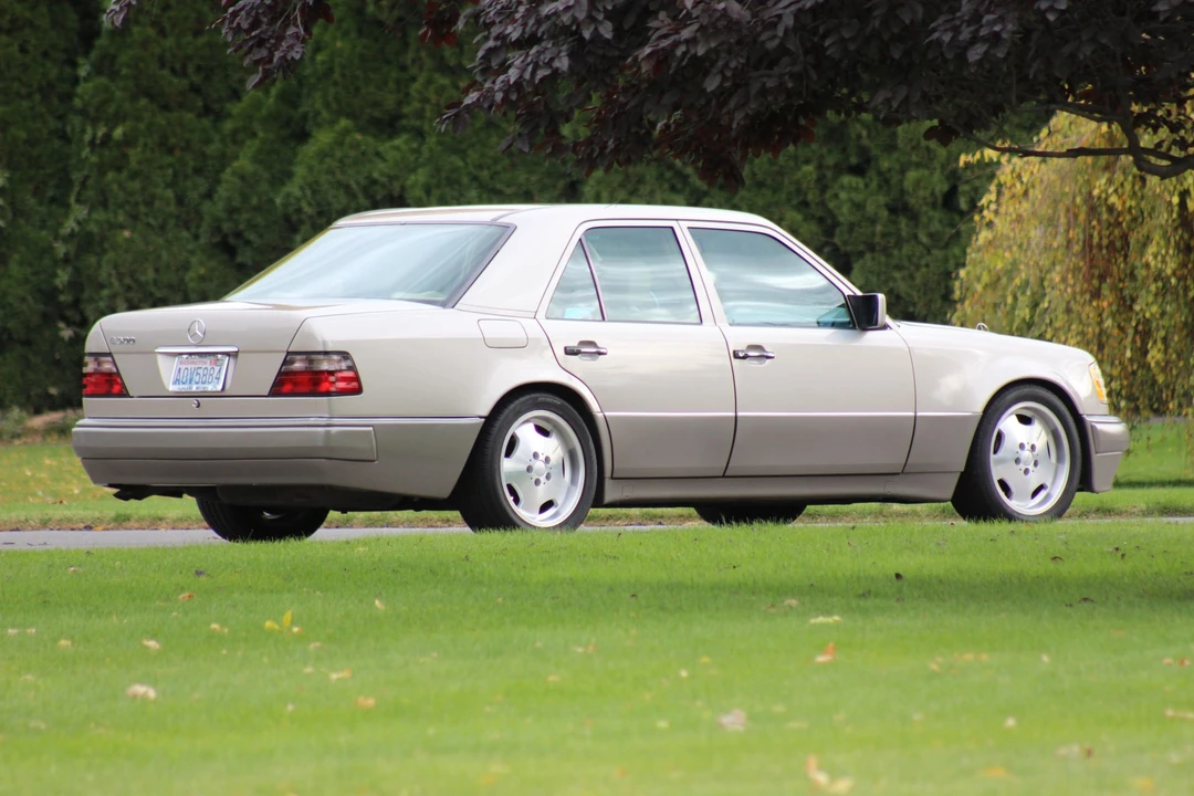 1994 Mercedes-Benz 500E & E500 - Image 8 of 31