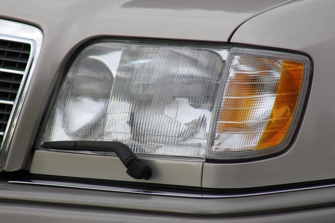 1994 Mercedes-Benz 500E & E500 - Image 22 of 31
