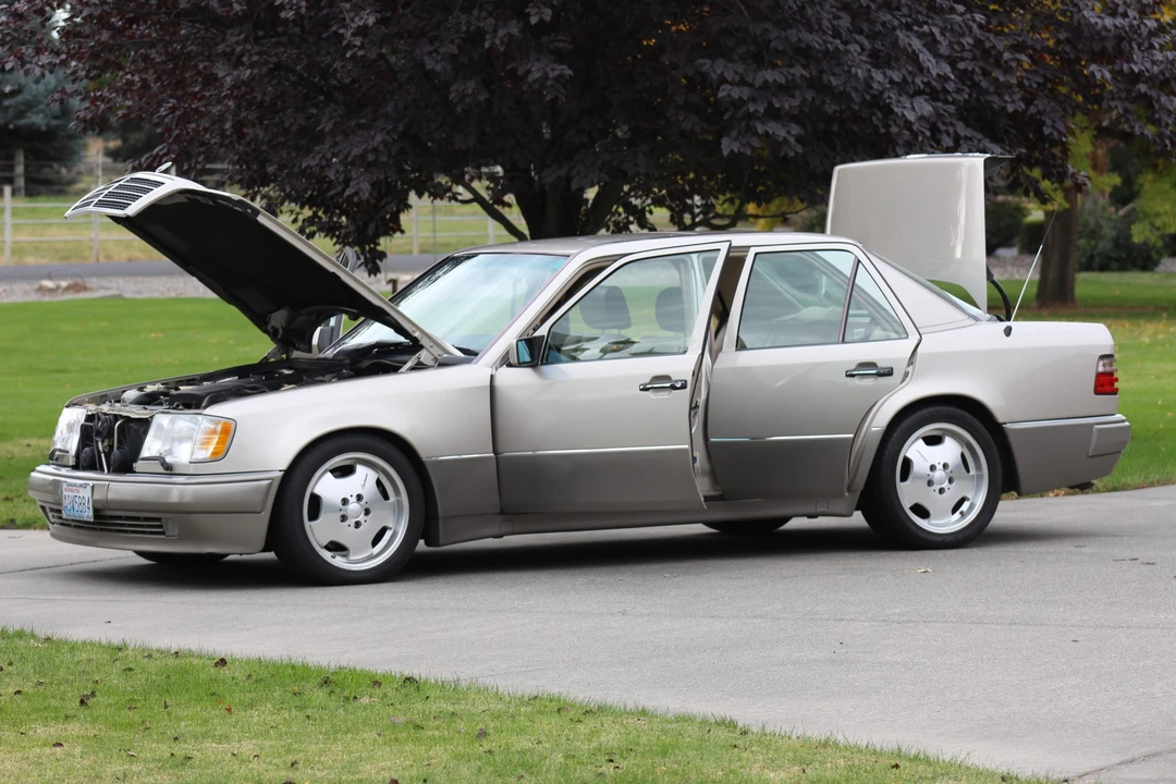 1994 Mercedes-Benz 500E & E500 - Image 17 of 31