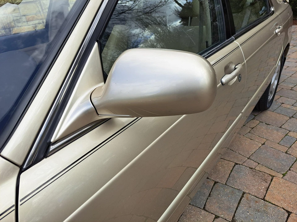 1995 Acura Legend 2nd Gen - Image 29 of 31