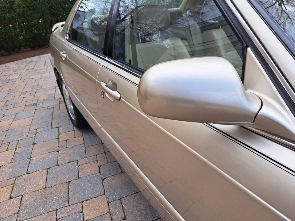 1995 Acura Legend 2nd Gen - Image 24 of 31
