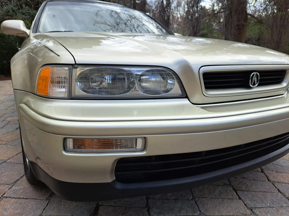 1995 Acura Legend 2nd Gen - Image 26 of 31