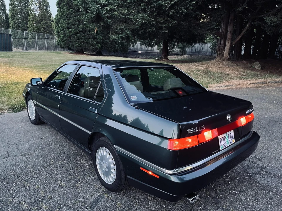 1995 Alfa Romeo 164 - Image 19 of 31