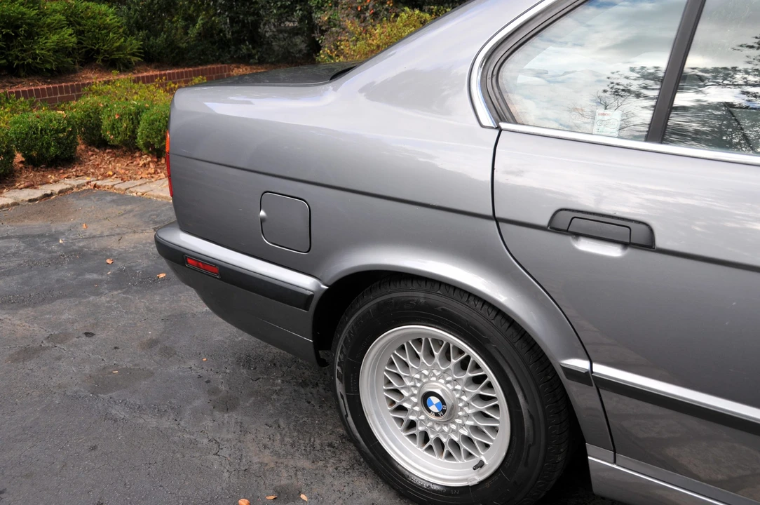 1995 BMW E34 5 Series - Image 11 of 31