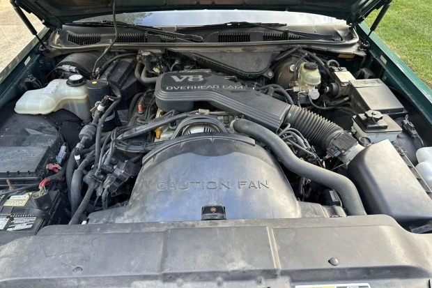 1995 Lincoln Town Car - Image 6 of 8