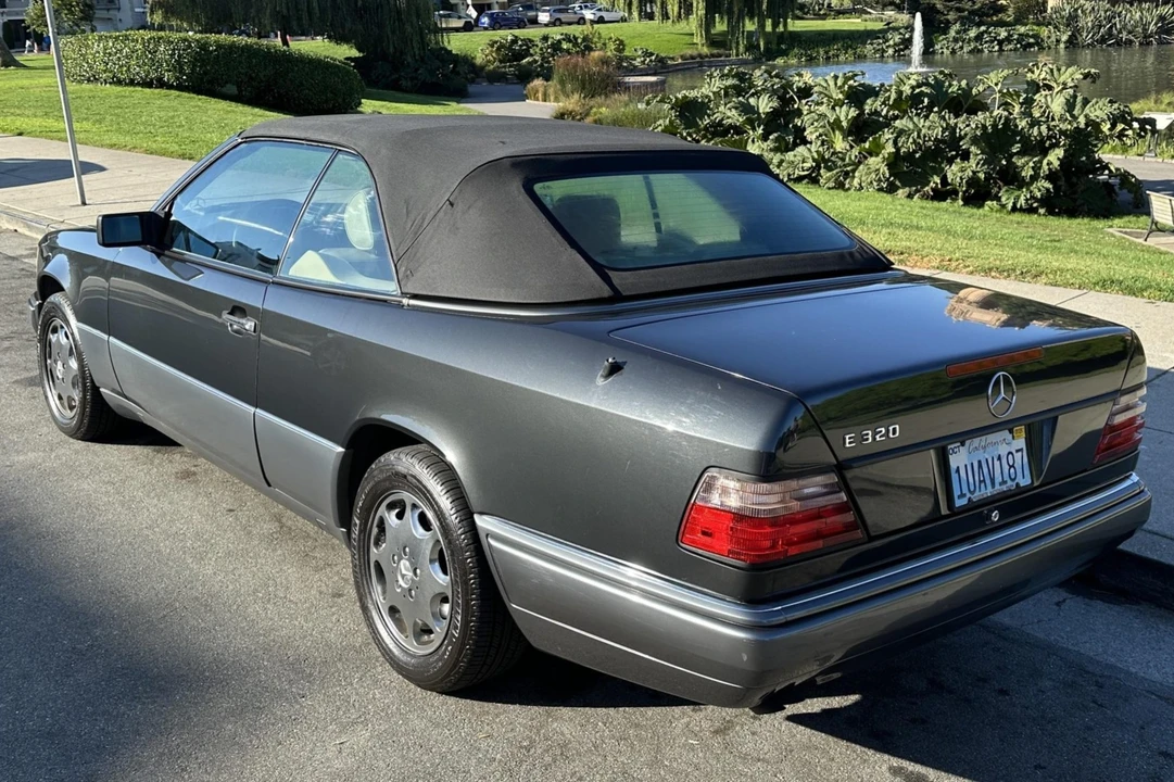 1995 Mercedes-Benz W124 E-Class - Image 15 of 31
