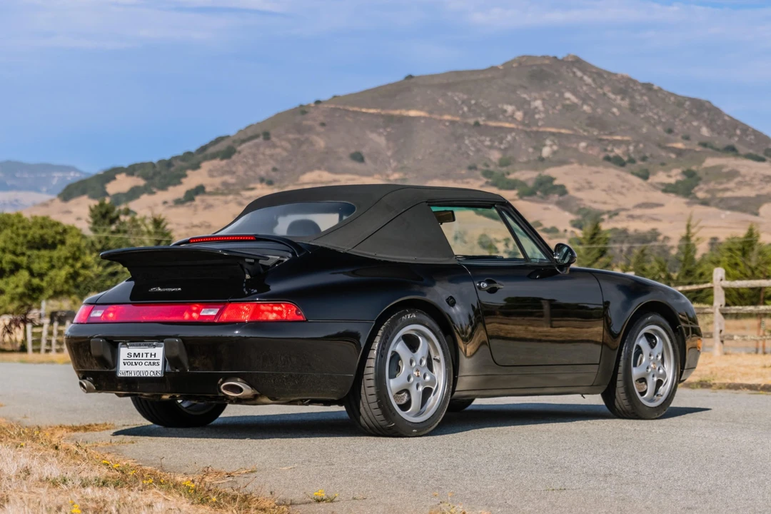 1995 Porsche 993 Carrera - Image 10 of 31