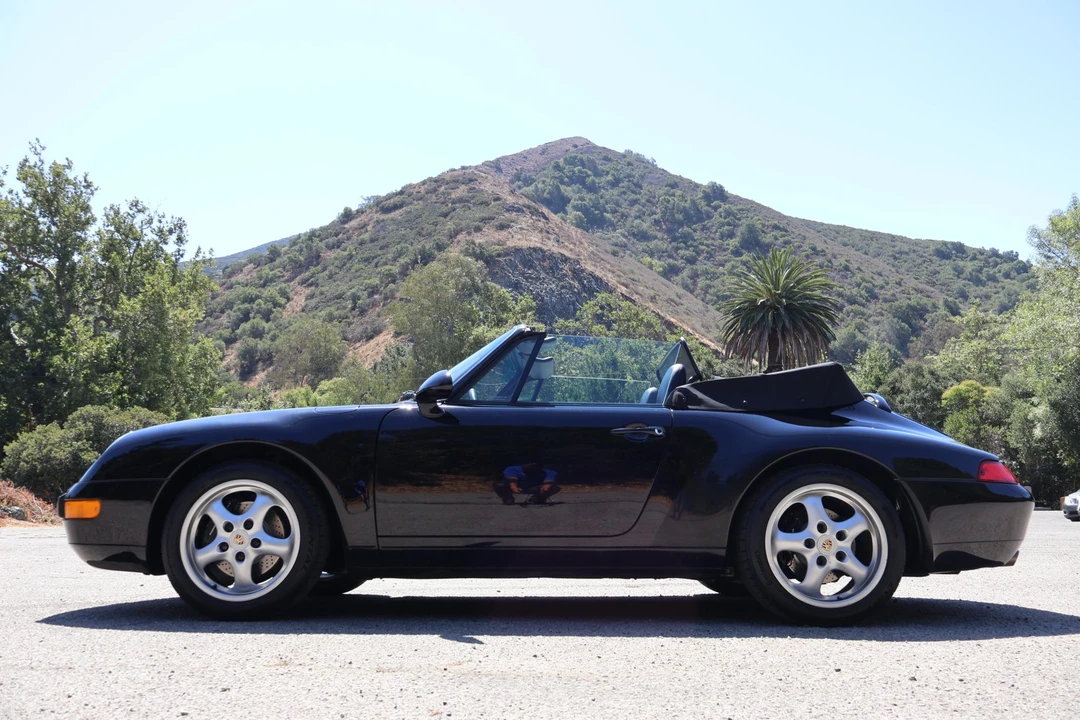 1995 Porsche 993 Carrera - Image 17 of 31