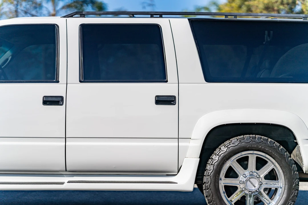 1996 Chevrolet Suburban 8th Gen - Image 22 of 31