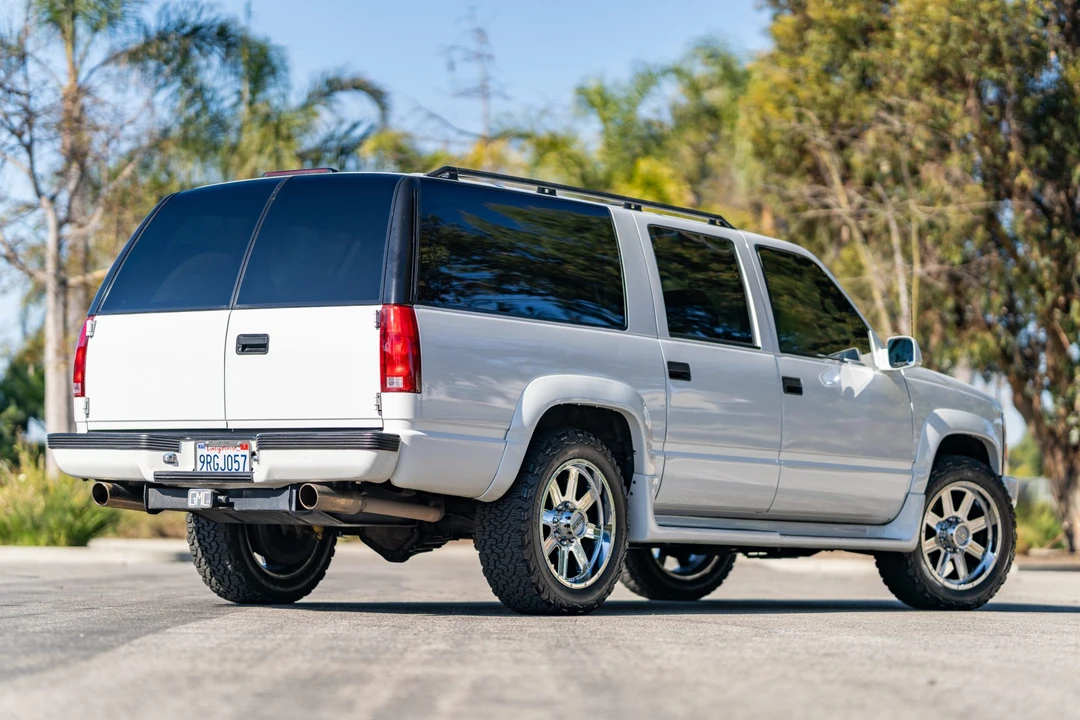 1996 Chevrolet Suburban 8th Gen - Image 7 of 31