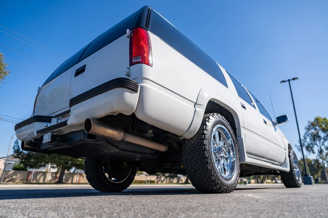 1996 Chevrolet Suburban 8th Gen - Image 13 of 31