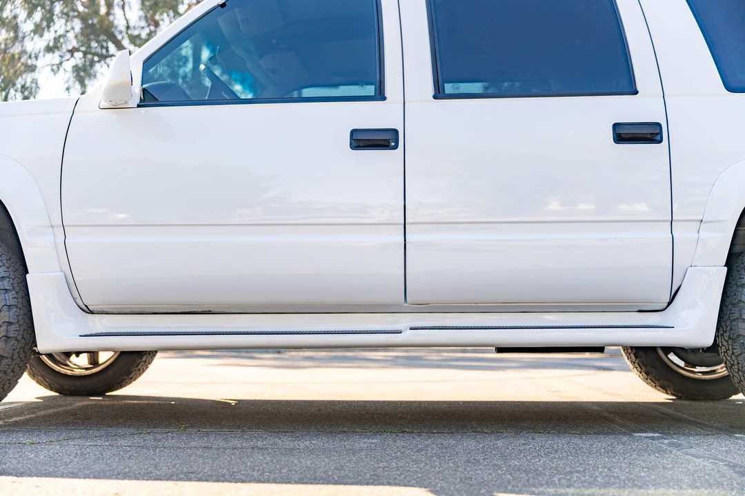 1996 Chevrolet Suburban 8th Gen - Image 24 of 31