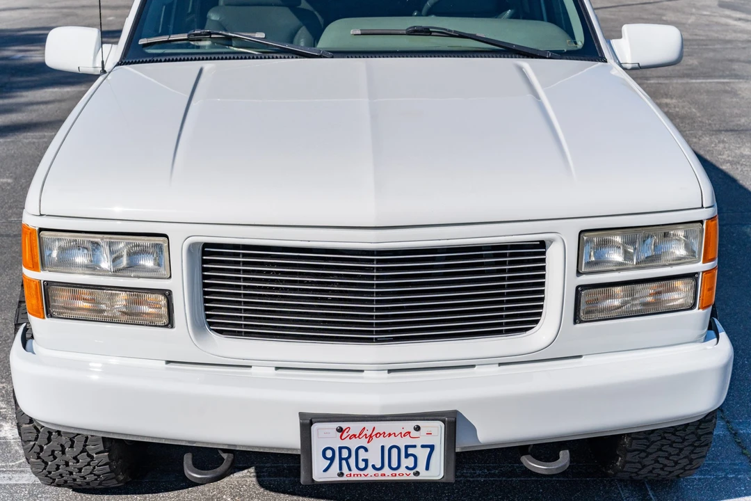 1996 Chevrolet Suburban 8th Gen - Image 16 of 31